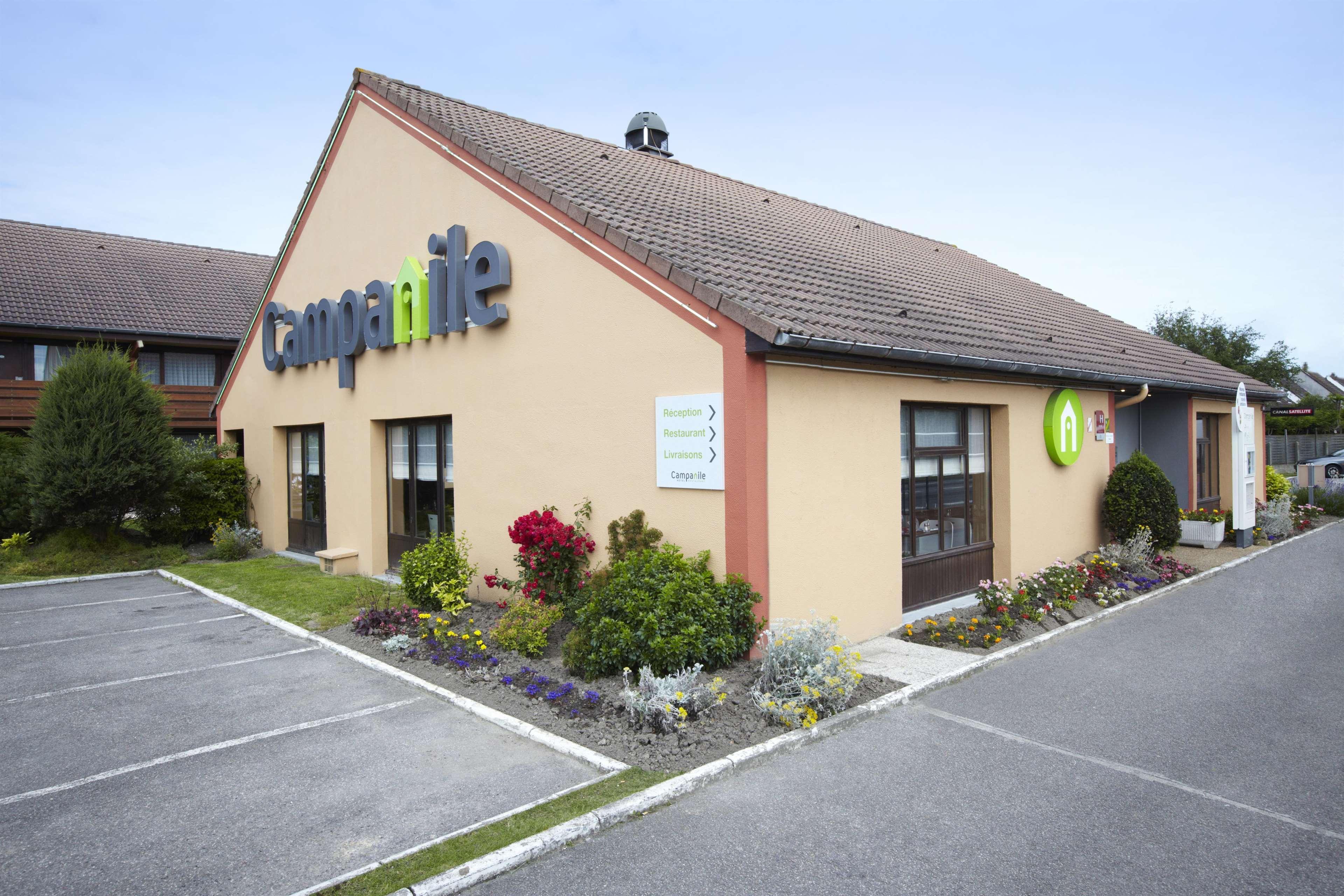 Campanile Calais Hotell Exteriör bild