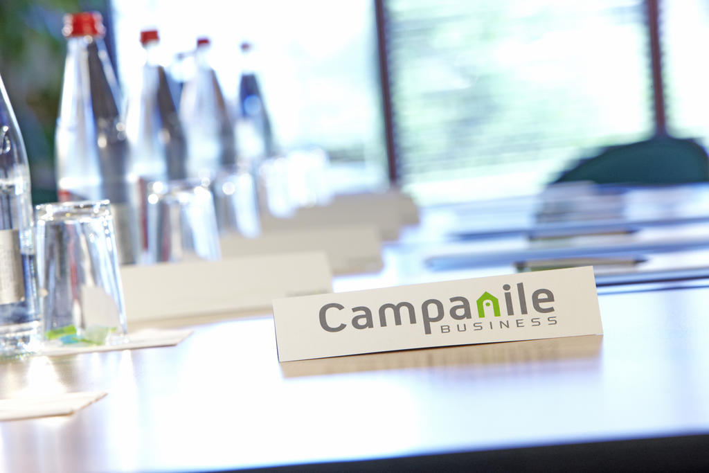 Campanile Calais Hotell Exteriör bild